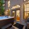 Luxury Escape! Golf Sim, Sauna, Hot Tub & Game Room Bliss - Fairview