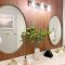 Sophisticated and Luxurious Details- Sleeps 18 - سافانا