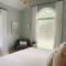 Sophisticated and Luxurious Details- Sleeps 18 - سافانا