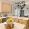 Sophisticated and Luxurious Details- Sleeps 18 - سافانا