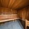 Stylish 1-Bed Flat with Pool BBQ & Sauna Access