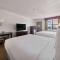Days Inn by Wyndham Round Rock - 圆石城