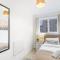 Charming 2-bedroom, 1-Bathroom Apartment in Transom Square - 伦敦
