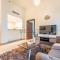 City Views 2BR Close To Burj Khalifa & Dubai Mall, Burj Vista Tower 2, Downtown by Deluxe Holiday Homes