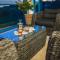 Villa Evelyn in Fažana with 50 m2 pool, jacuzzi, kids playground & sea view only 800 meters from beach - 法扎纳