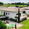 Chateau Juliette Winery Villa Provence - Tresques