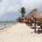 Beautiful Home by the Beach - 3Bedrooms, 2.5Baths - 坎昆