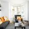 Extended Stays-Parking-Sleeps5-By FabAccommodation - Bristol