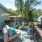 Lake Front Nautical Oasis- Hot Tub, Fireplace, King Bed - 希博伊根