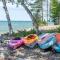 Lake Front Nautical Oasis- Hot Tub, Fireplace, King Bed - 希博伊根