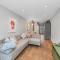 7D Albert St - sleeps 4 guests with parking on request - 贝里圣埃德蒙兹