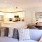 West Hollywood 2 Bedroom 2 bath with Pool - 洛杉矶