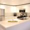 West Hollywood 2 Bedroom 2 bath with Pool - 洛杉矶