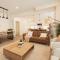 Spotless 5 bed and 4 bath with Wi-Fi and 1hr to Niagara - Hamilton