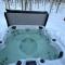 Luxurious Forest Getaway with Spa Near Tremblant - Val-des-Lacs