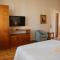 La Capilla Hotel