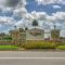 The Villages Golf Escape Home with Pool Access! - وايلدوود