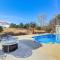 Golf Course Getaway with Private Pool in Chatsworth! - Chatsworth