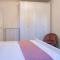 Lora rose suite ,free parking, self check in,2 - Como