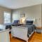 3 Mi to Dtwn Gem with Patio and Fire Pit in New Haven - نيو هافن