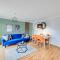 Tattenhoe House with Free Parking, Fast Wifi, Garden and Smart TV by Yoko Property - 米尔顿凯恩斯