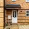 Tattenhoe House with Free Parking, Fast Wifi, Garden and Smart TV by Yoko Property - 米尔顿凯恩斯