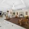 Royal Kuhio 2303 - Spacious Studio with Stunning Mountain Views in the Heart of Waikiki! - هونولولو