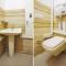 OYO 48504 Hotel Lazeez