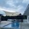 The Rina Homestay -Private Pool Villa BBQ, Karaoke & 5BR6Q Family Stay - Port Dickson