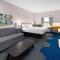 Microtel Inn & Suites by Wyndham Olive Branch - 奥利夫布兰奇 Microtel Inn & Suites by Wyndham Olive Branch - 奥利夫布兰奇
