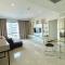Great Location 3 mins walk from BTS Ari - Bangkok