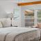 Private Village Home with Heated pool & spa with private front courtyard - Siesta Key