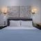 Square Elegant Suites