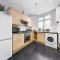 Modern 2-Bed London Flat with King Bed -25 off for Long Stay Guests-Sleeps 6-Book Instantly! - Barnet
