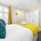 Modern 2-Bed London Flat with King Bed -25 off for Long Stay Guests-Sleeps 6-Book Instantly! - Barnet