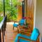 Casita Jungle Nest, 5 minutes drive to Playa Linda, 15 to Dominical, Wifi Starlink - Matapalo