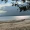 Beach retreat Moo Views! Pet friendly,linen,wifi