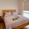 Beach retreat Moo Views! Pet friendly,linen,wifi