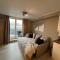 Voss Apartment in Oppheim Resort, pool and view - Vossevangen