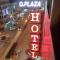 Queen Plaza Hotel