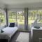 Mollymook- Walk to Beach, Surf, Golf Course & Club