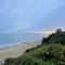 Spacious Family Apartment, Sleeps 6, FREE Secure Parking, Near Beach