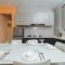 Danga Bay Pastel Hideout 3BR 7pax Balcony View by Our Stay - 新山