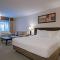Travelodge by Wyndham Kamloops Mountview - Kamloops