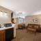 Comfort Suites Red Bluff near I-5 - Red Bluff
