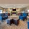 Comfort Suites Bridgeport - Clarksburg