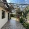 Casa pet friendly con parrilla, jardín y cochera