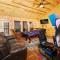 Pet Friendly 5BR Indoor POOL Gameroom Theater - 鸽子谷