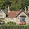 The Old Boat House, Seaview - Seafront three bedroom cottage with separate two bedroom annexe