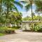 Relaxing Riverside Stay with Pool - Miami